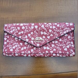 Coach Slim Heart Vine Wallet